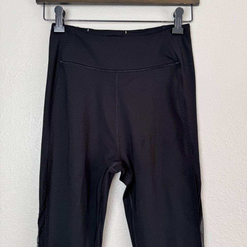 Victoria's Secret black mesh lace up incredible essential leggings high rise S - Picture 4 of 12